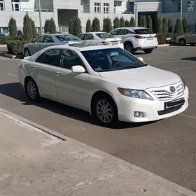 Toyota Camry 2010