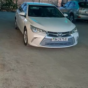 Toyota Camry 2016