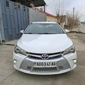 Toyota Camry 2017