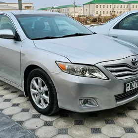 Toyota Camry 2011