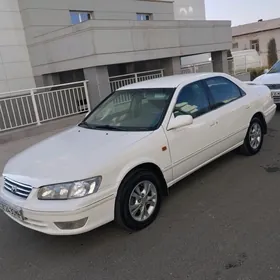 Toyota Camry 2000