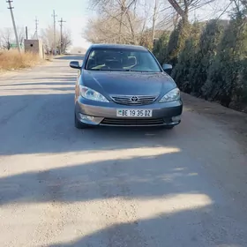 Toyota Camry 2003