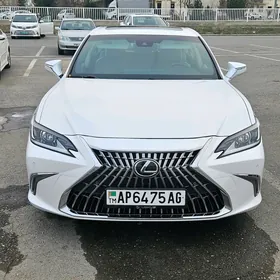 Lexus ES 350 2019