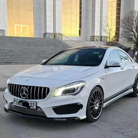 Mercedes-Benz CLA 2015