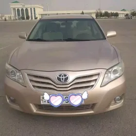 Toyota Camry 2011