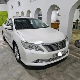 Toyota Camry 2012