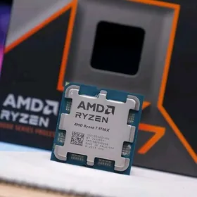 AMD Ryzen 7 9700X (ZEN5 4nm)