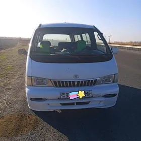 Toyota Hiace 2001