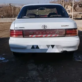 Toyota Camry 1993