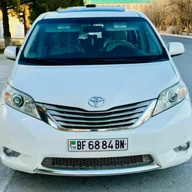 Toyota Sienna 2011