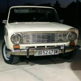 Lada 2104 1985