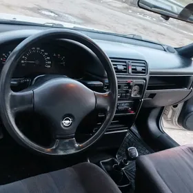 Opel Vectra 1991