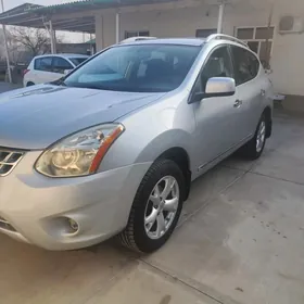 Nissan Rogue 2011