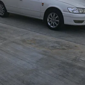 Toyota Camry 2001