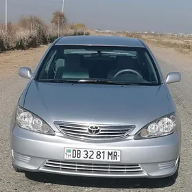 Toyota Camry 2004