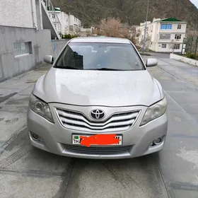 Toyota Camry 2010