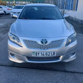 Toyota Camry 2011