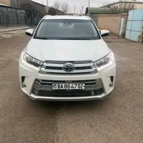 Toyota Highlander 2019