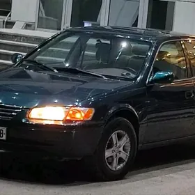 Toyota Camry 1997