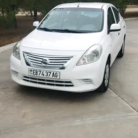 Nissan Sunny 2012