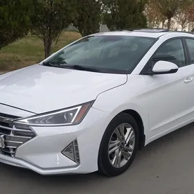 Hyundai Elantra 2020