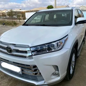 Toyota Highlander 2019