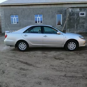 Toyota Camry 2004