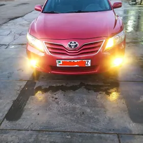 Toyota Camry 2010