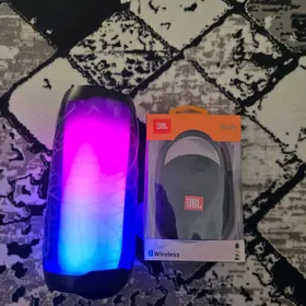 JBL pulse 4