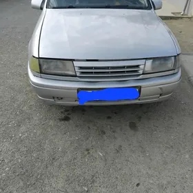 Opel Vectra 1989