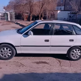 Opel Astra 1995