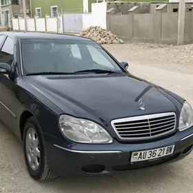 Mercedes-Benz S-Class 2000