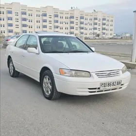 Toyota Camry 1999