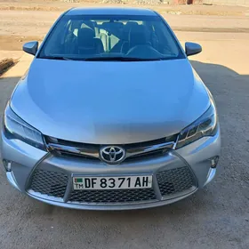 Toyota Camry 2015