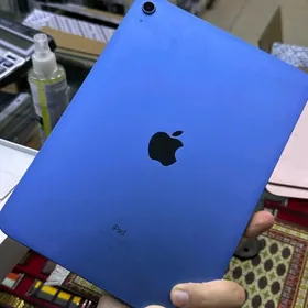 iPad 10