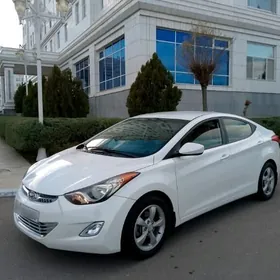 Hyundai Elantra 2013