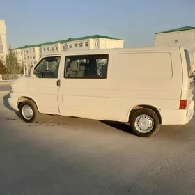 Volkswagen Transporter 2003