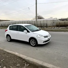 Nissan Versa 2010