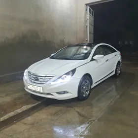 Hyundai Sonata 2012