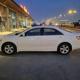 Toyota Camry 2010