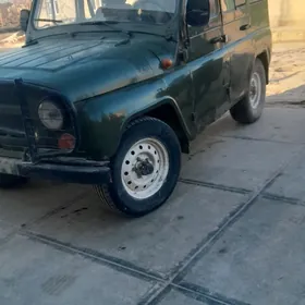 UAZ 469 2001