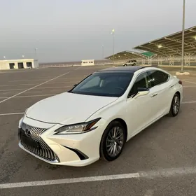 Lexus ES 350 2019