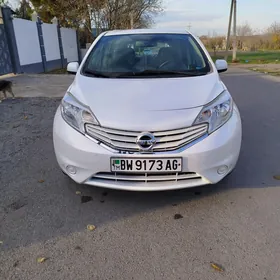 Nissan Versa Note 2013