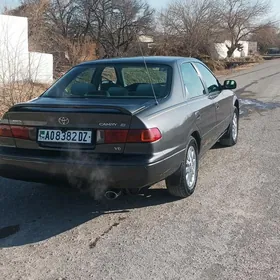 Toyota Camry 2000