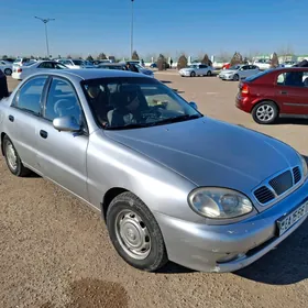 Daewoo Lanos 1999