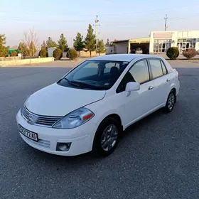 Nissan Versa 2010