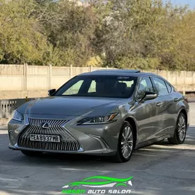 Lexus ES 350 2019