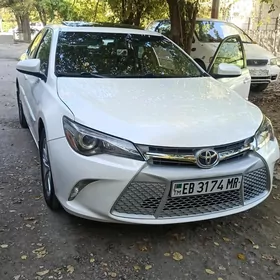 Toyota Camry 2017