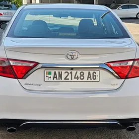 Toyota Camry 2017