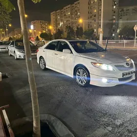 Toyota Camry 2010